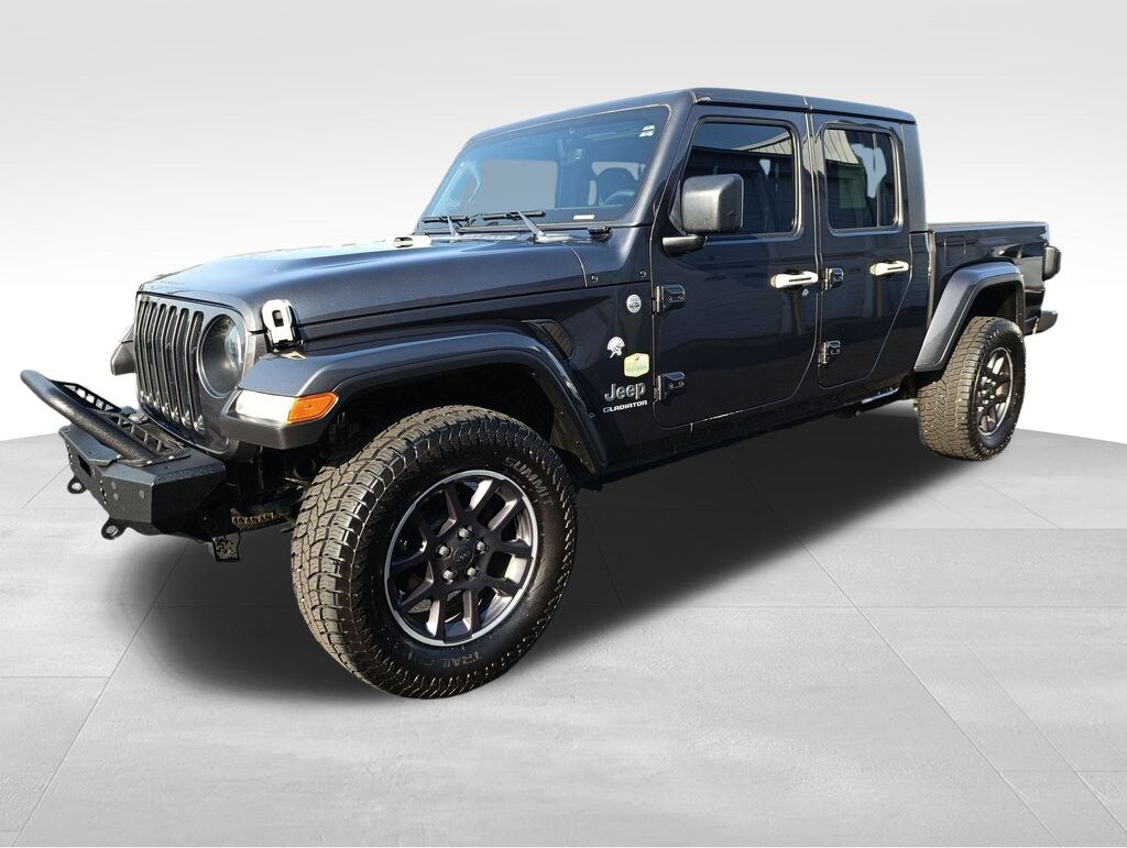 Used 2021 Jeep Gladiator Overland Truck