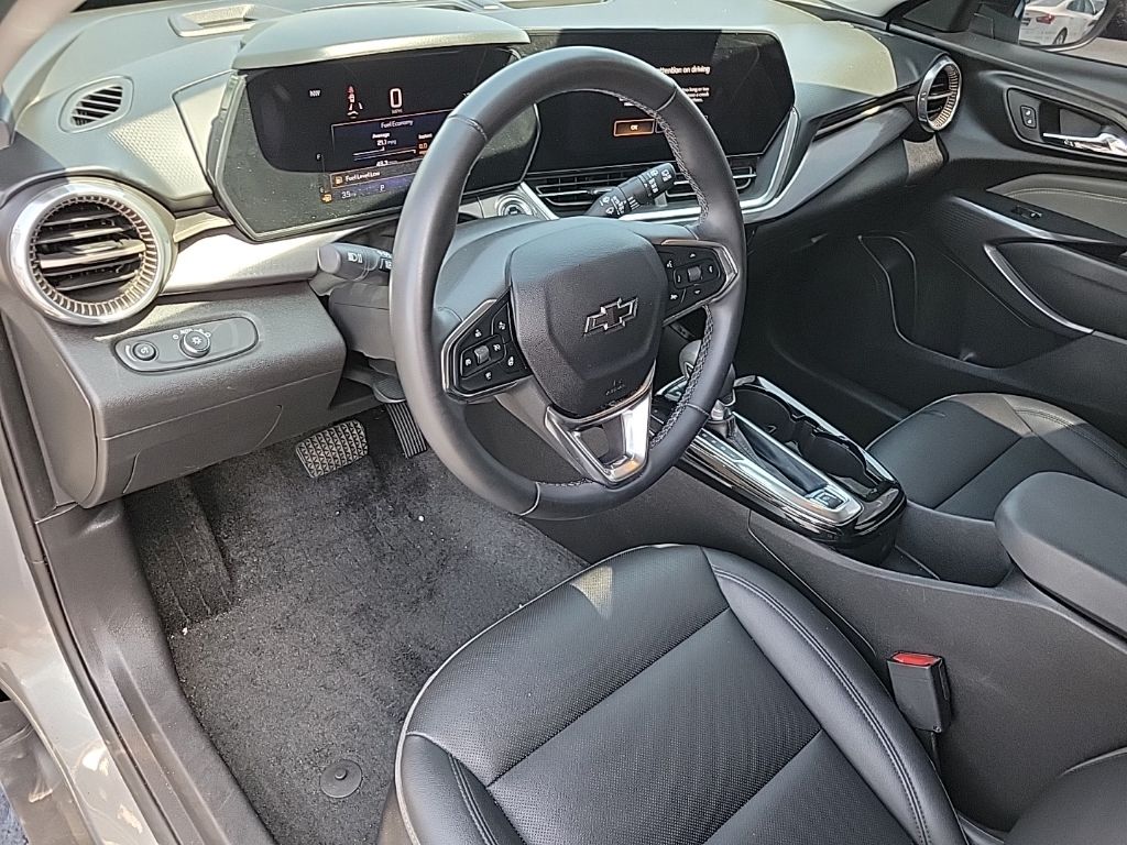 2024 Chevrolet Trax Activ - Photo 9