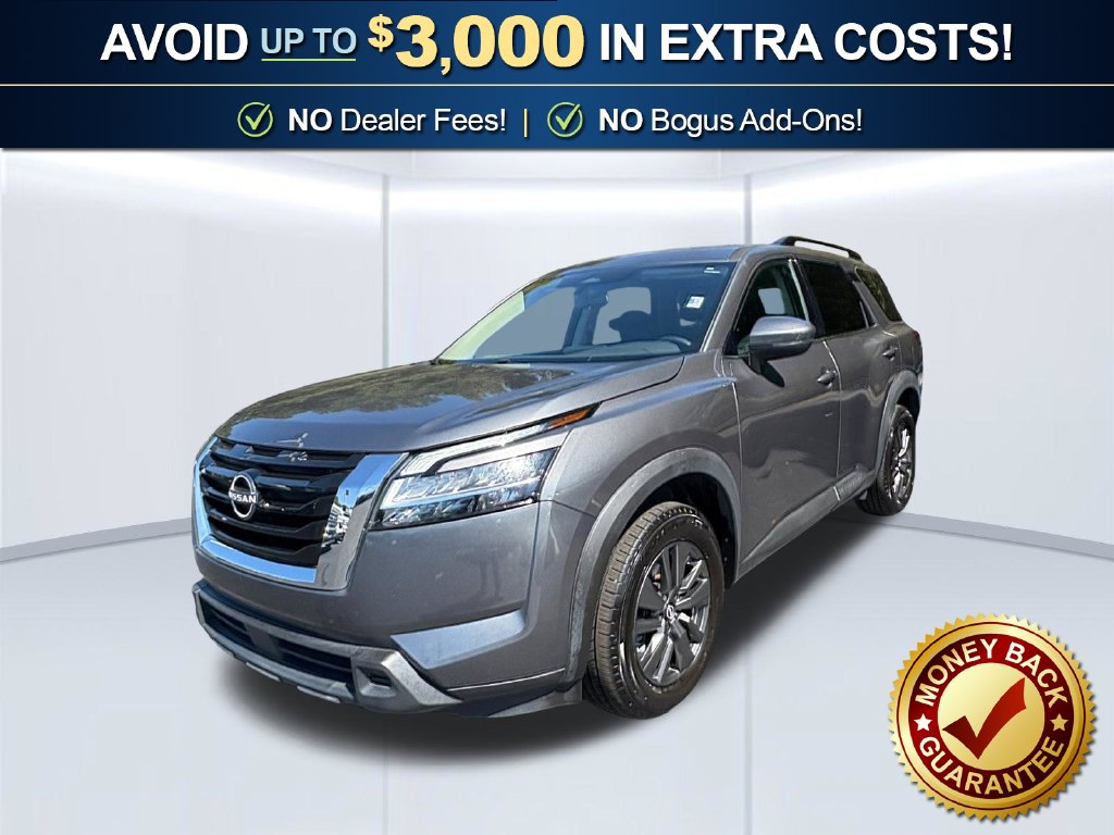 2022 Nissan Pathfinder SV