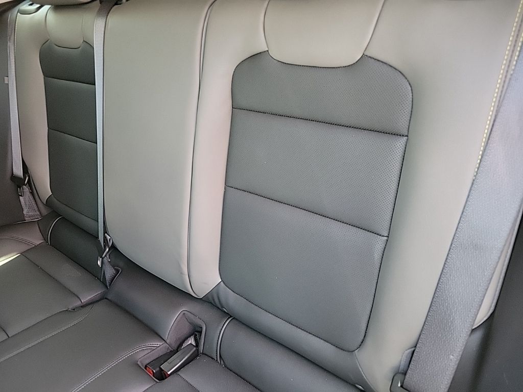 2024 Chevrolet Trax Activ - Photo 16