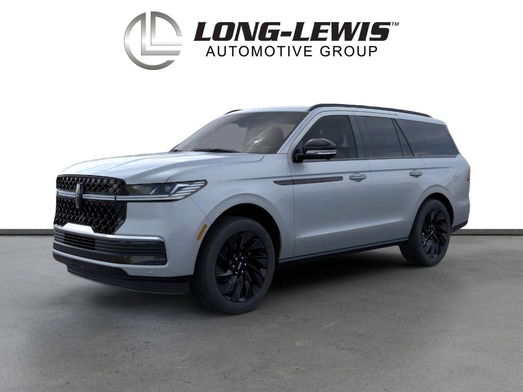 2026 Lincoln Navigator Reserve 4WD's photo