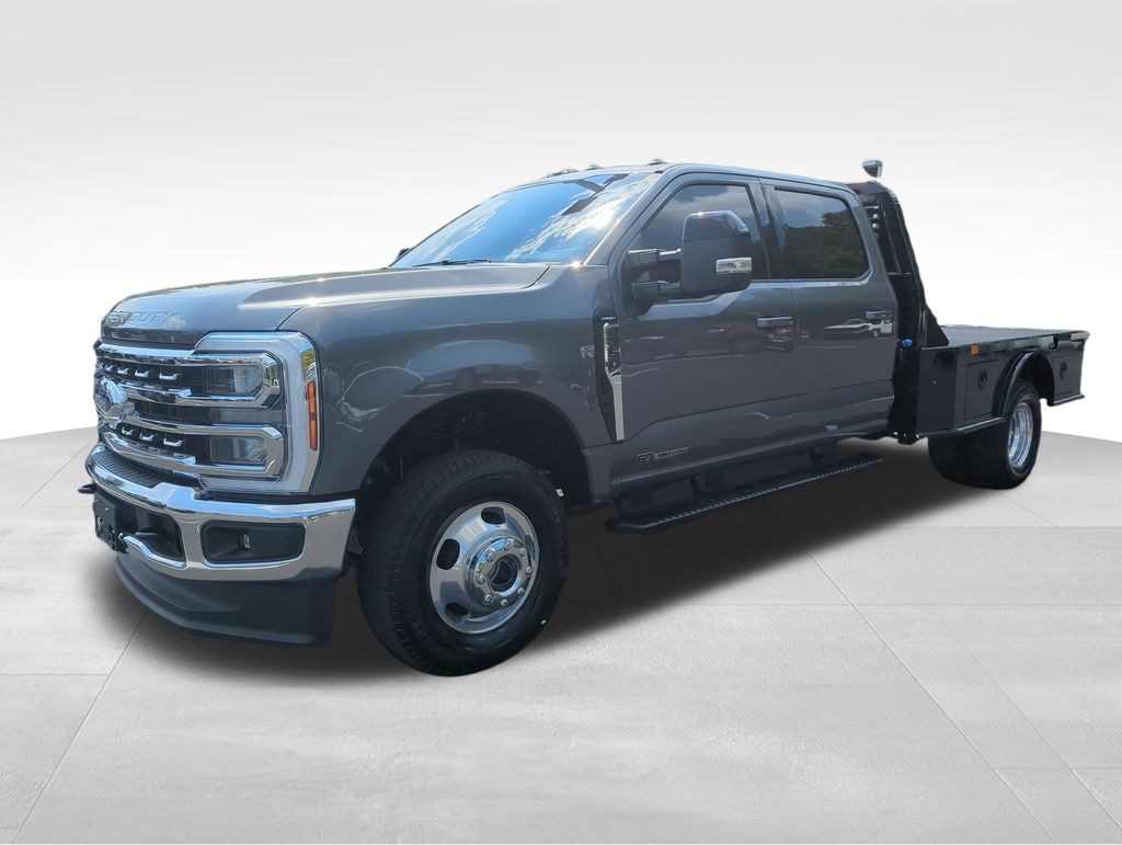 Used 2025 Ford F-350SD Lariat Chassis