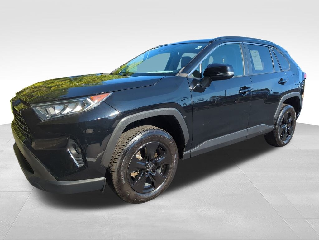 Used 2021 Toyota RAV4 XLE SUV
