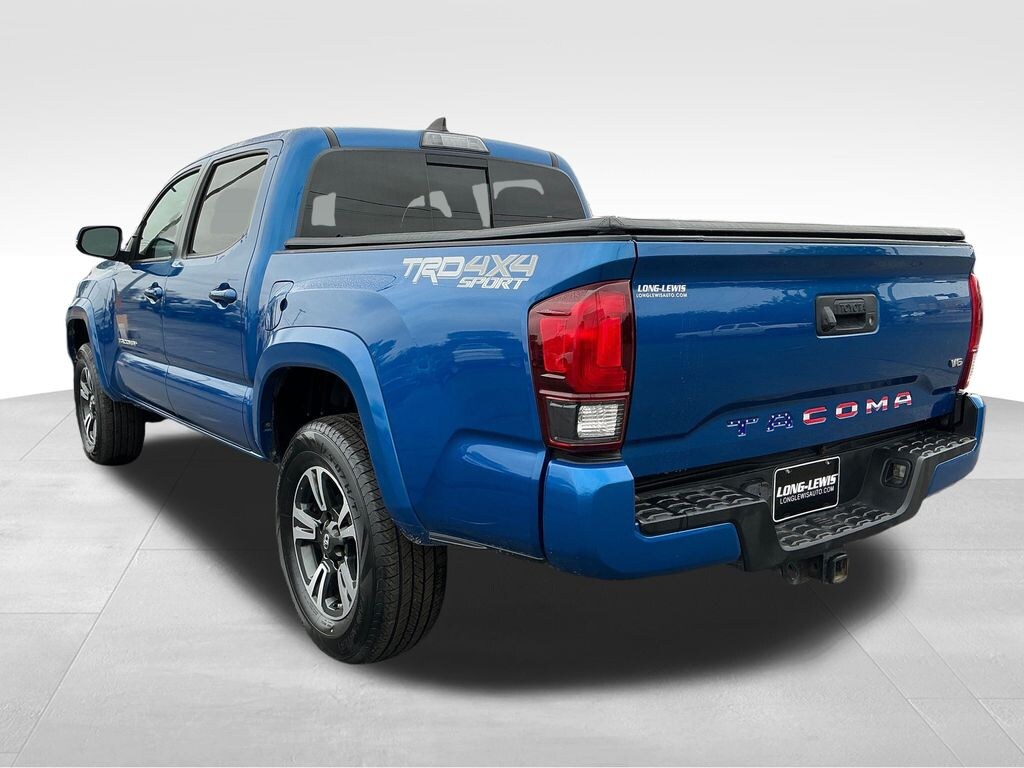 Used 2018 Toyota Tacoma  Truck