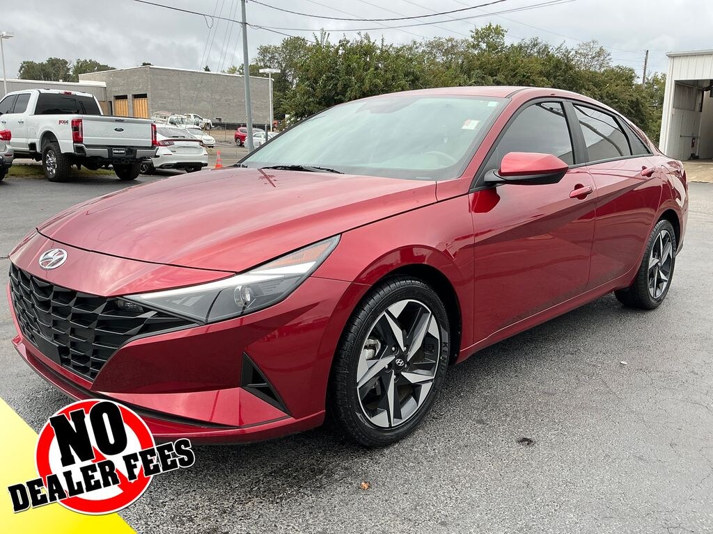 Used 2023 Hyundai Elantra SEL Sedan