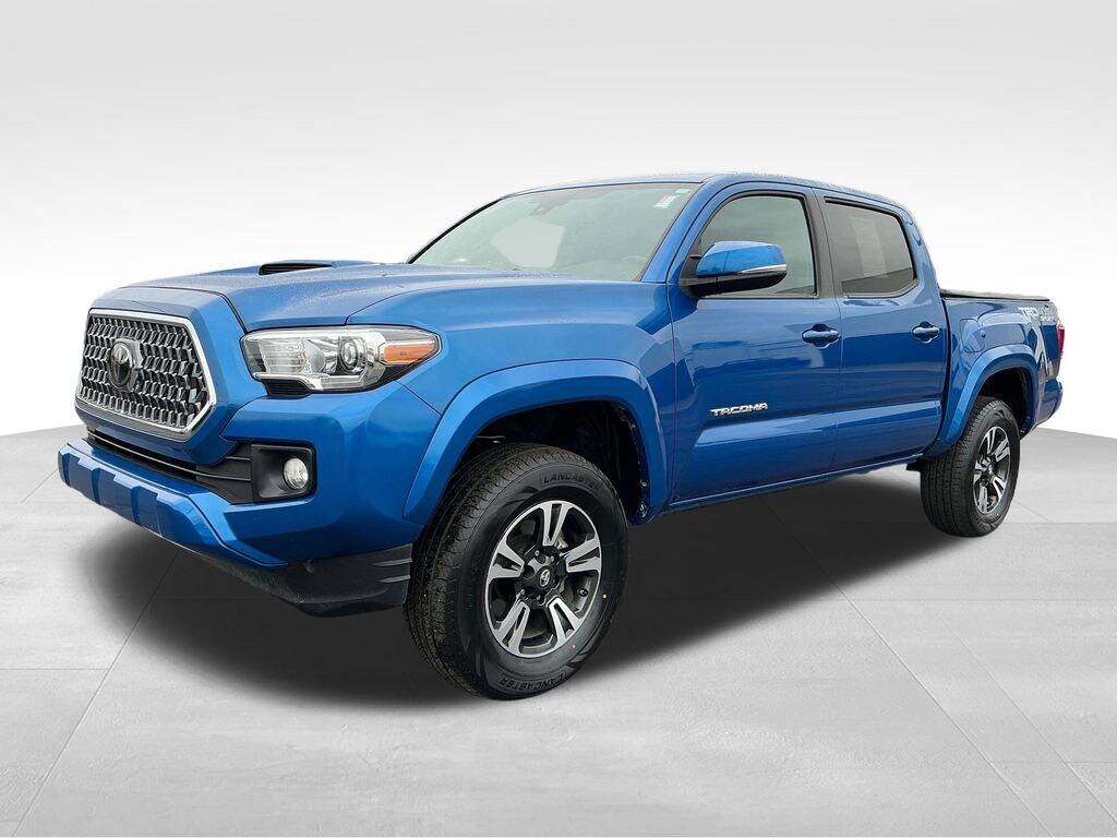 Used 2018 Toyota Tacoma  Truck