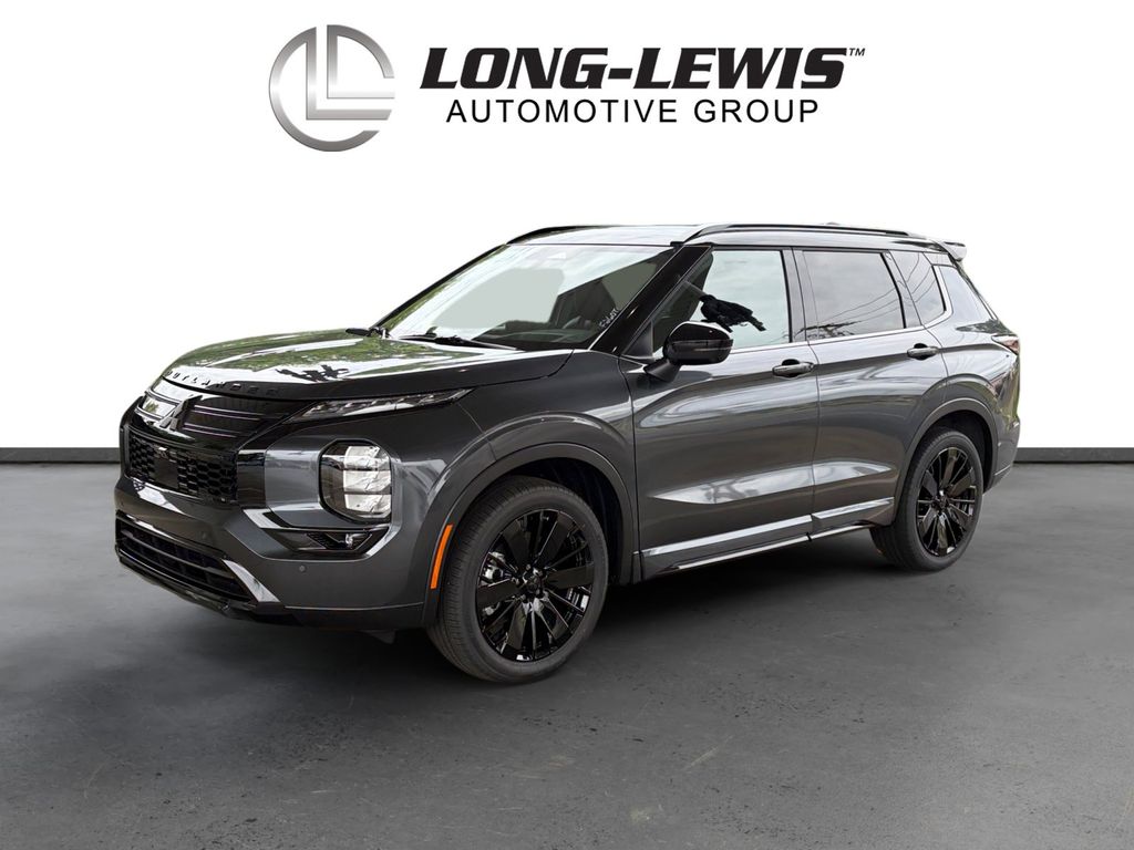 2026 Mitsubishi Outlander Black Edition FWD's photo