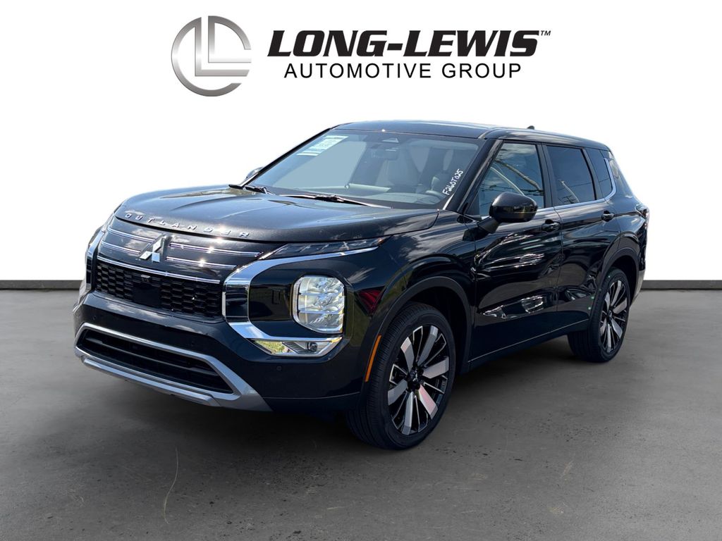 2026 Mitsubishi Outlander SE S-AWC's photo