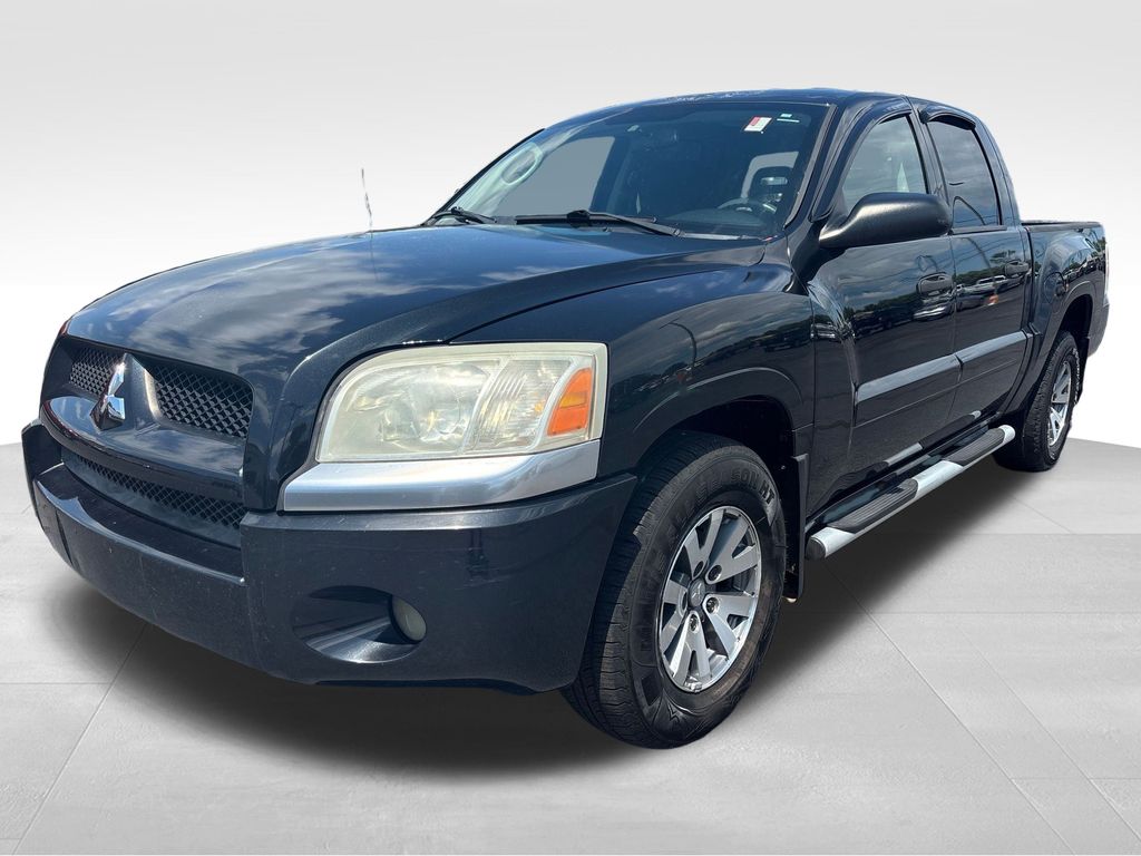 2007 Mitsubishi Raider LS