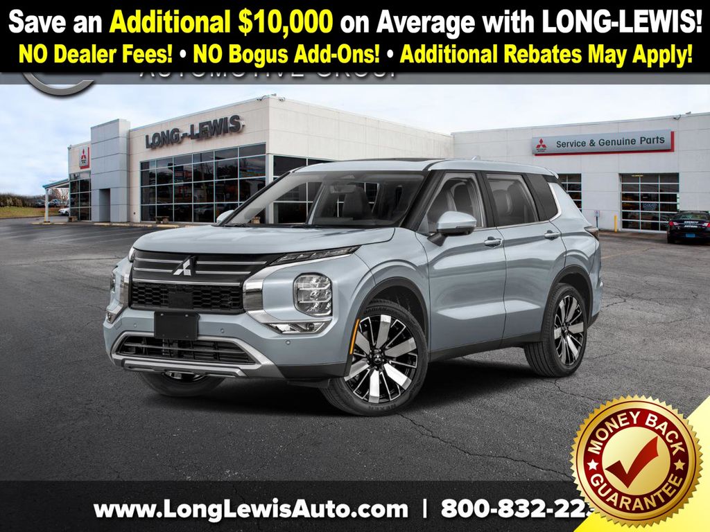 2025 Mitsubishi Outlander SE's photo