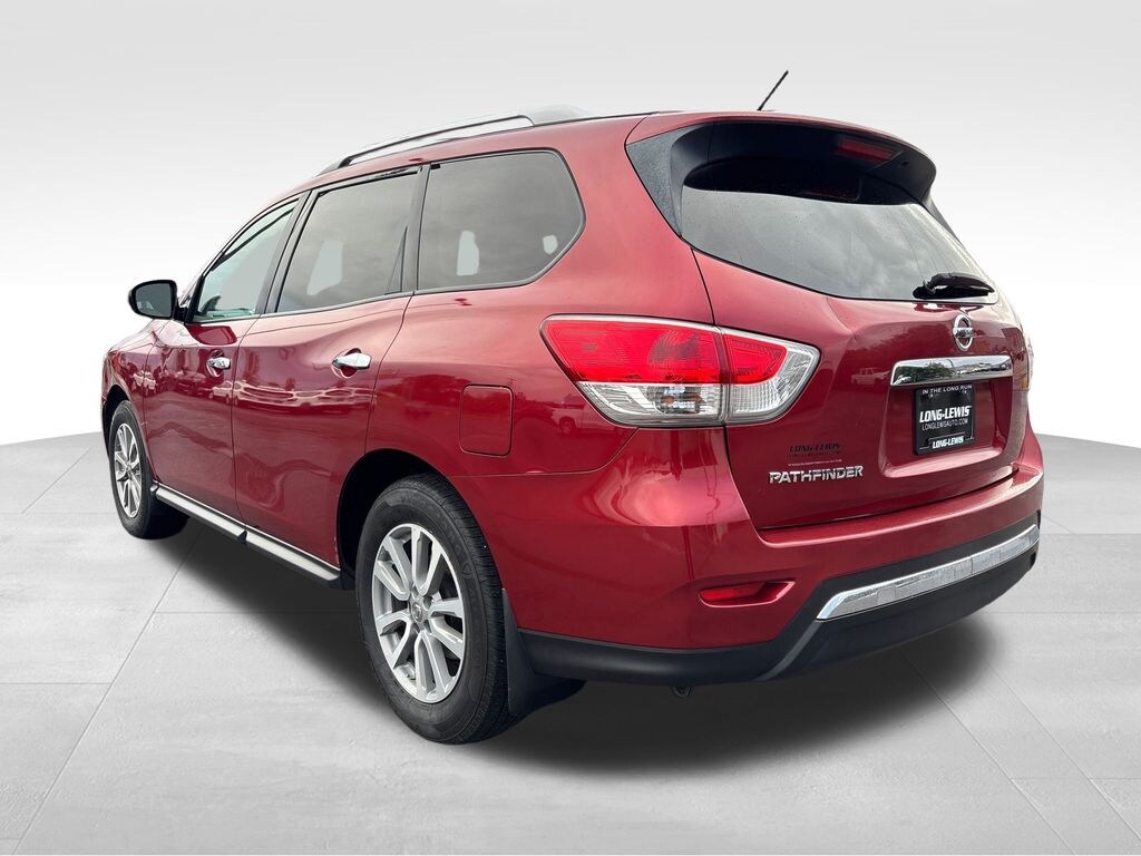 Used 2015 Nissan Pathfinder S SUV