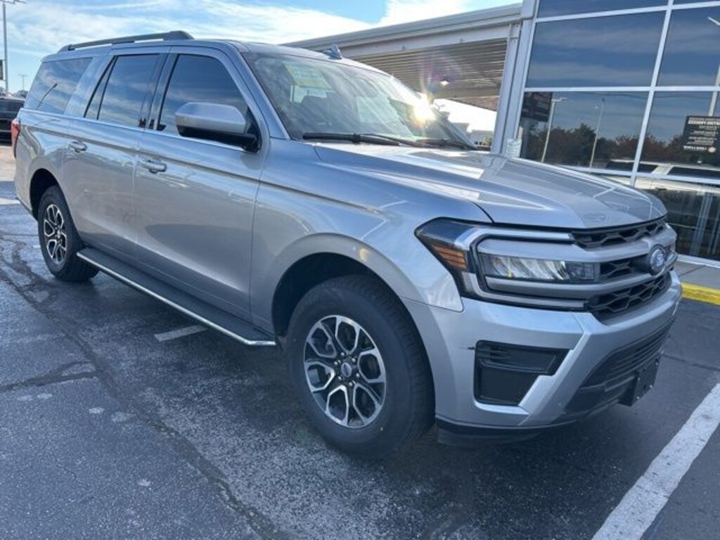 Used 2022 Ford Expedition Max XLT SUV