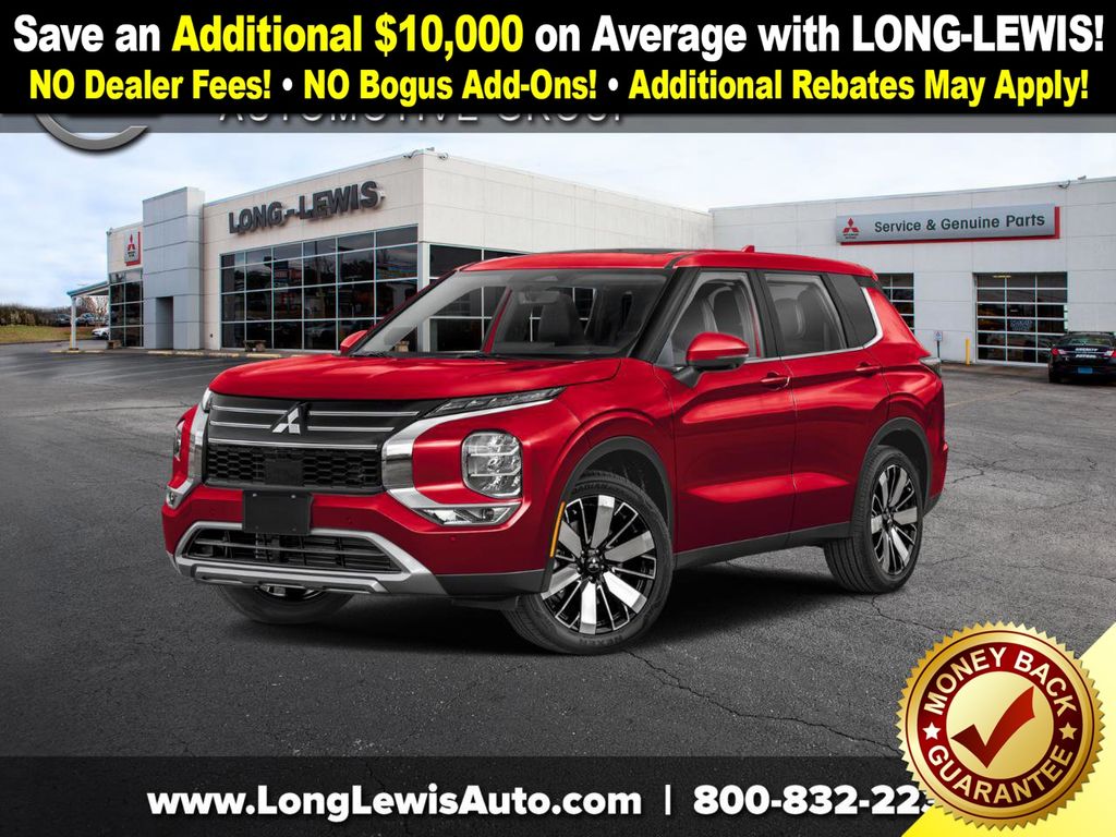 2025 Mitsubishi Outlander SE's photo