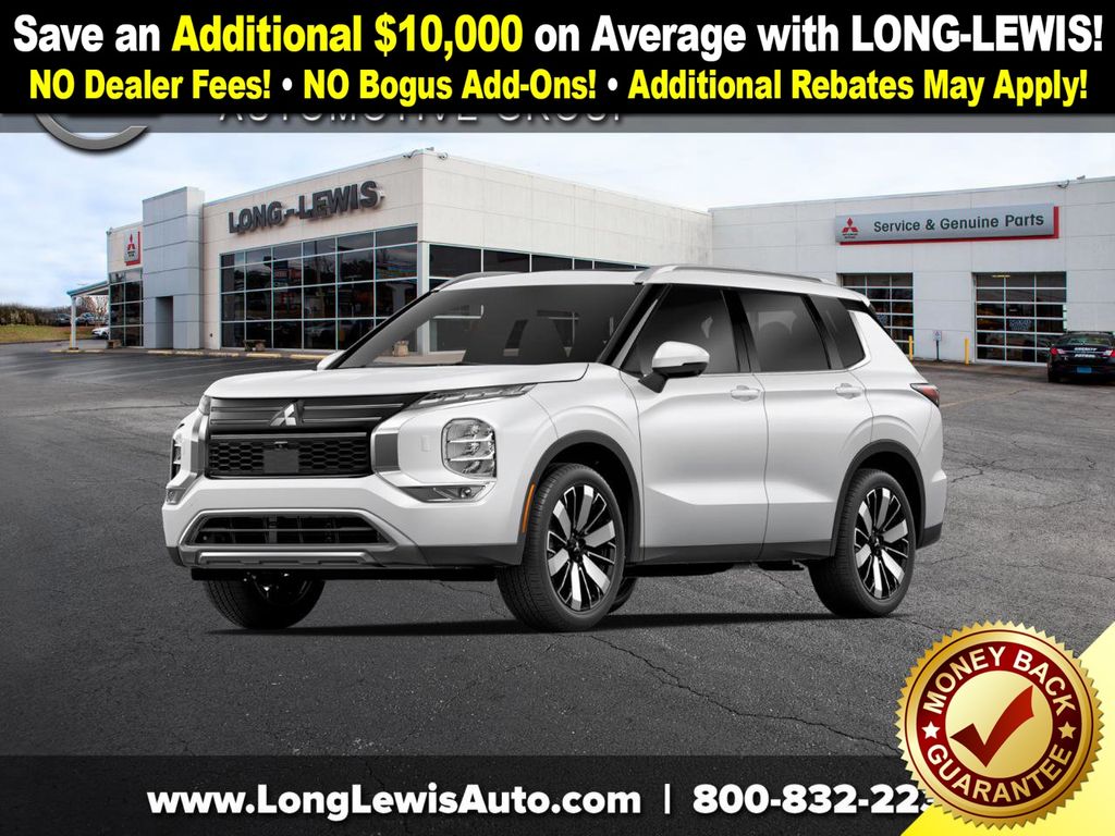 2025 Mitsubishi Outlander SEL's photo