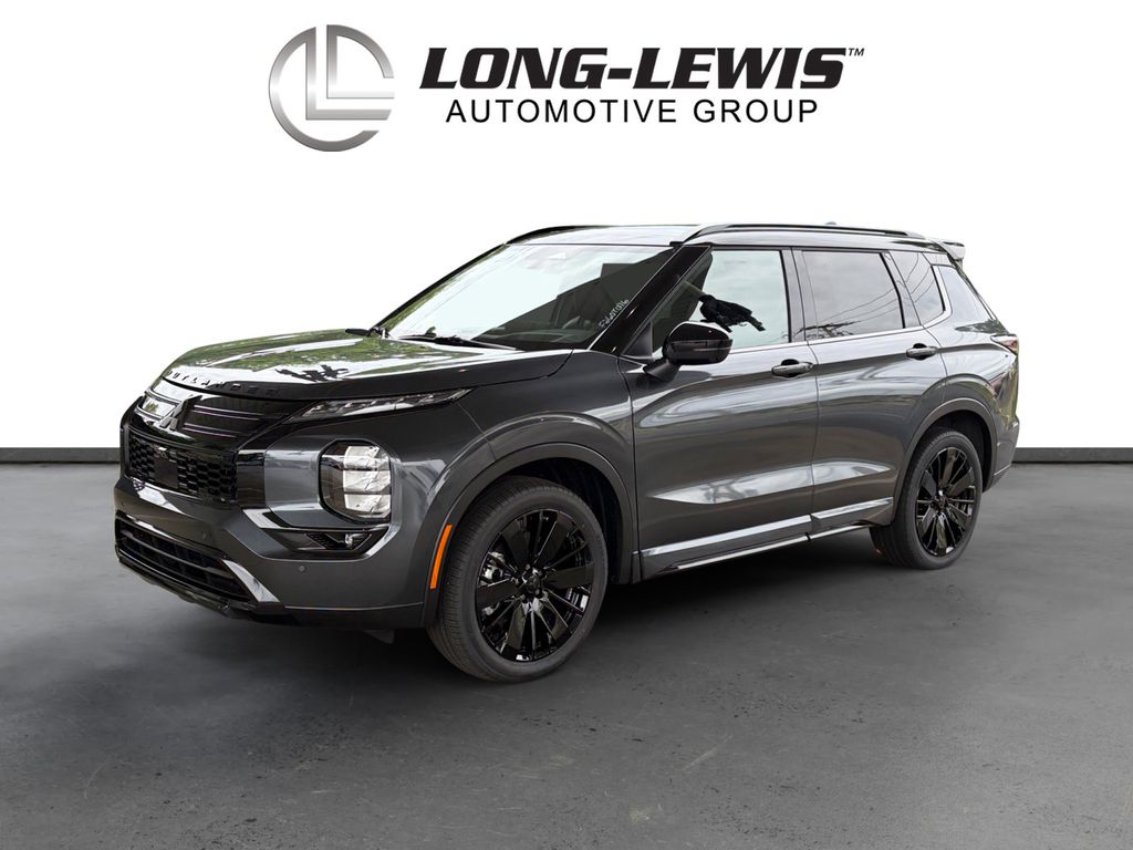2026 Mitsubishi Outlander Black Edition FWD's photo