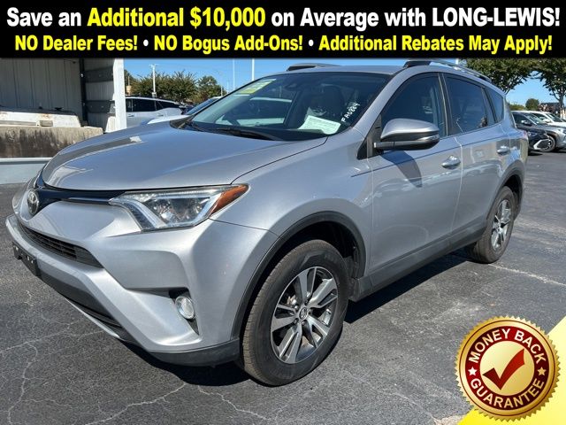2017 Toyota RAV4 XLE's photo