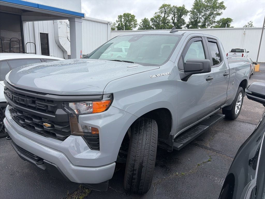 2025 Chevrolet Silverado 1500 Custom 4X4 Double Cab Std Box's photo