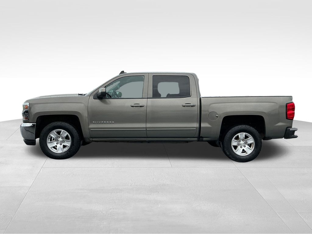 2017 Chevrolet Silverado 1500 LT photo 2
