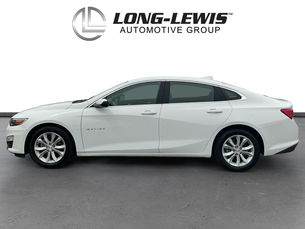1G1ZD5ST9PF112330