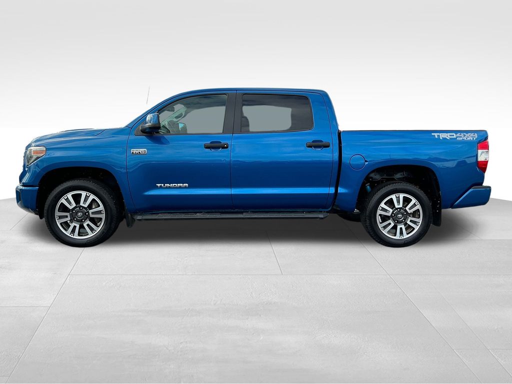 2018 Toyota Tundra SR5 photo 2