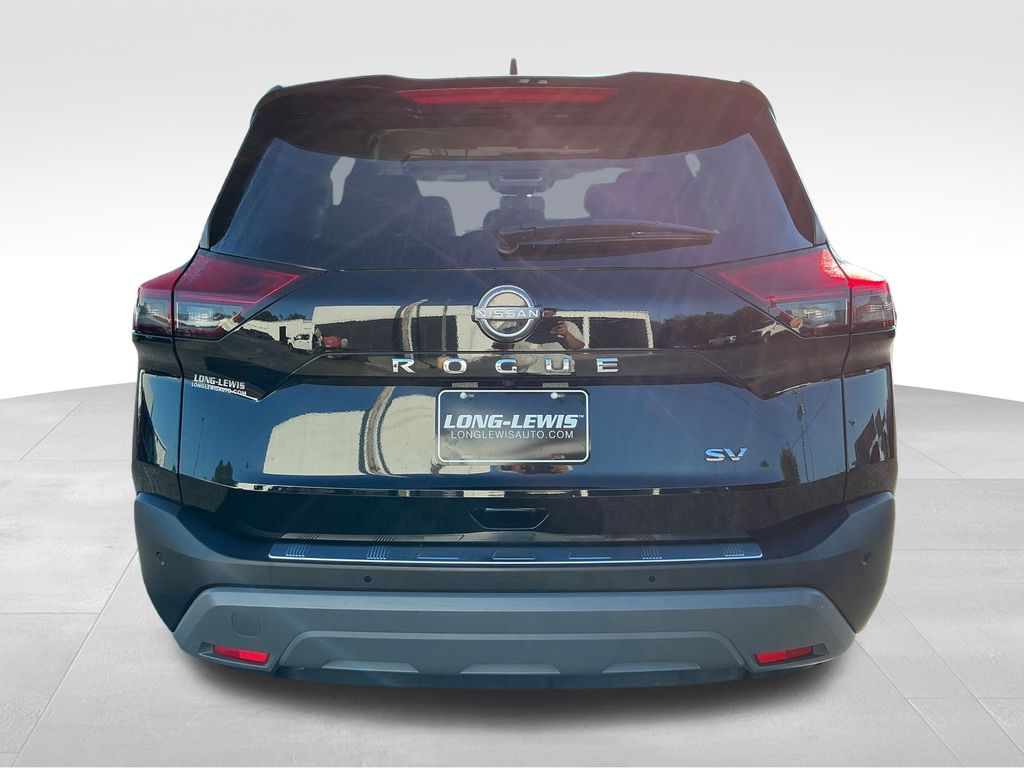 2023 Nissan Rogue SV photo 4