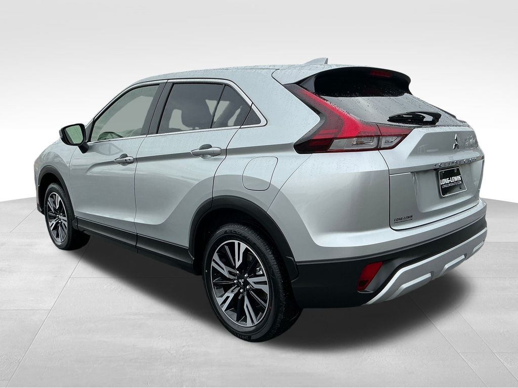 2025 Mitsubishi Eclipse Cross SE photo 2
