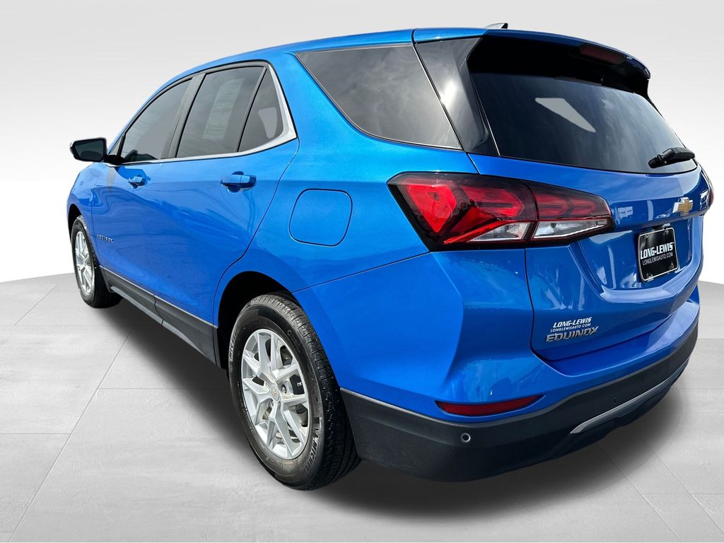 2024 Chevrolet Equinox LT photo 3