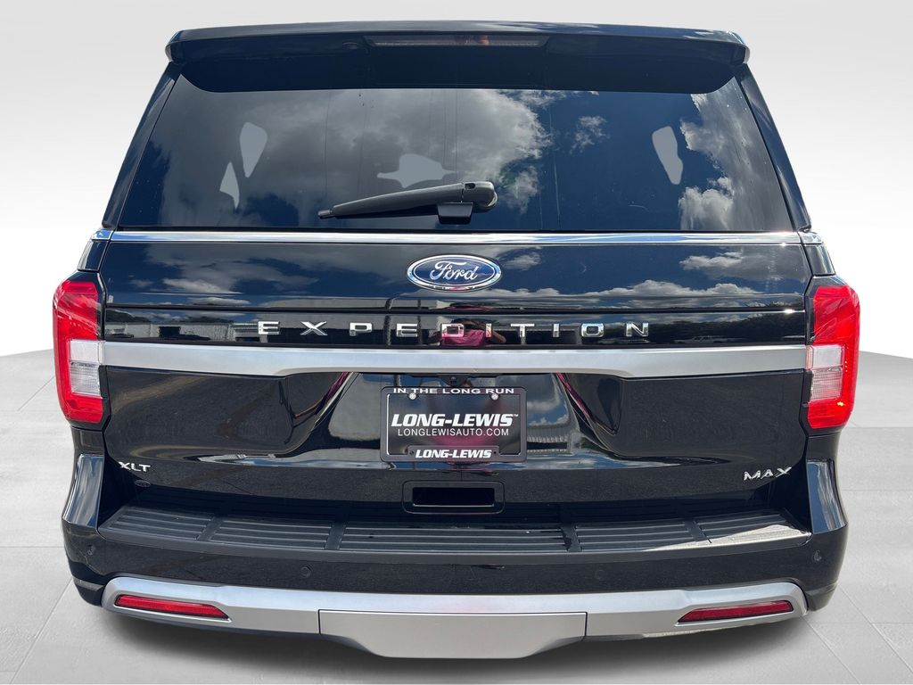 2022 Ford Expedition MAX XLT photo 4