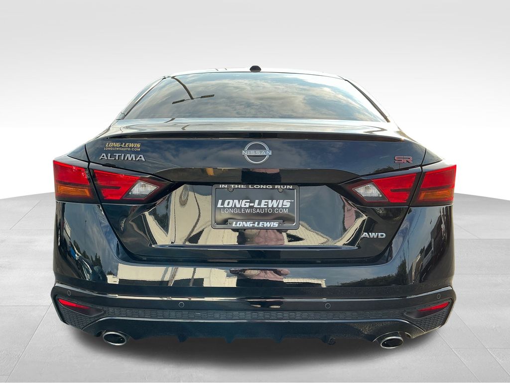 2024 Nissan Altima 2.5 SR photo 4