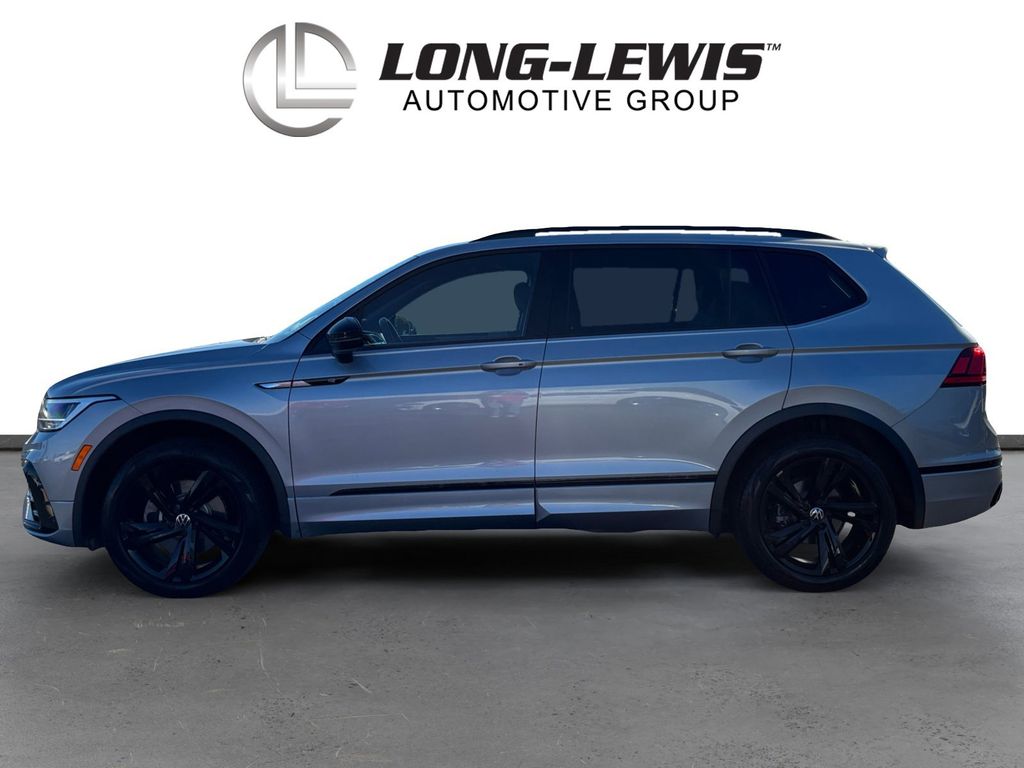 2024 Volkswagen Tiguan SE R-Line Black photo 2