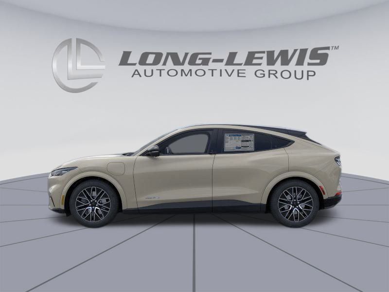 2025 Ford Mustang Mach-E Premium photo 3