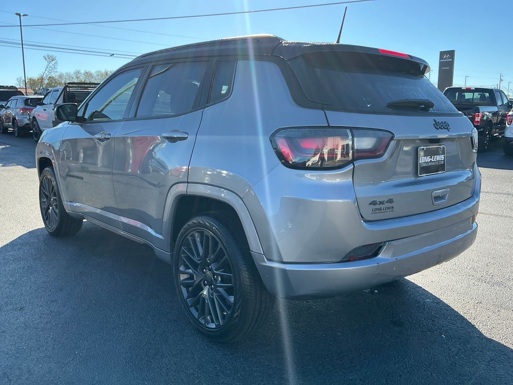 2022 Jeep Compass High Altitude photo 2