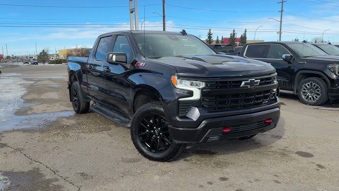 2022 Chevrolet Silverado 1500 LT Trail Boss 4X4 Crew Cab Short Box's photo