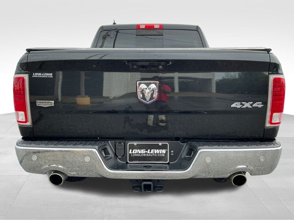 2018 Ram 1500 Laramie photo 3