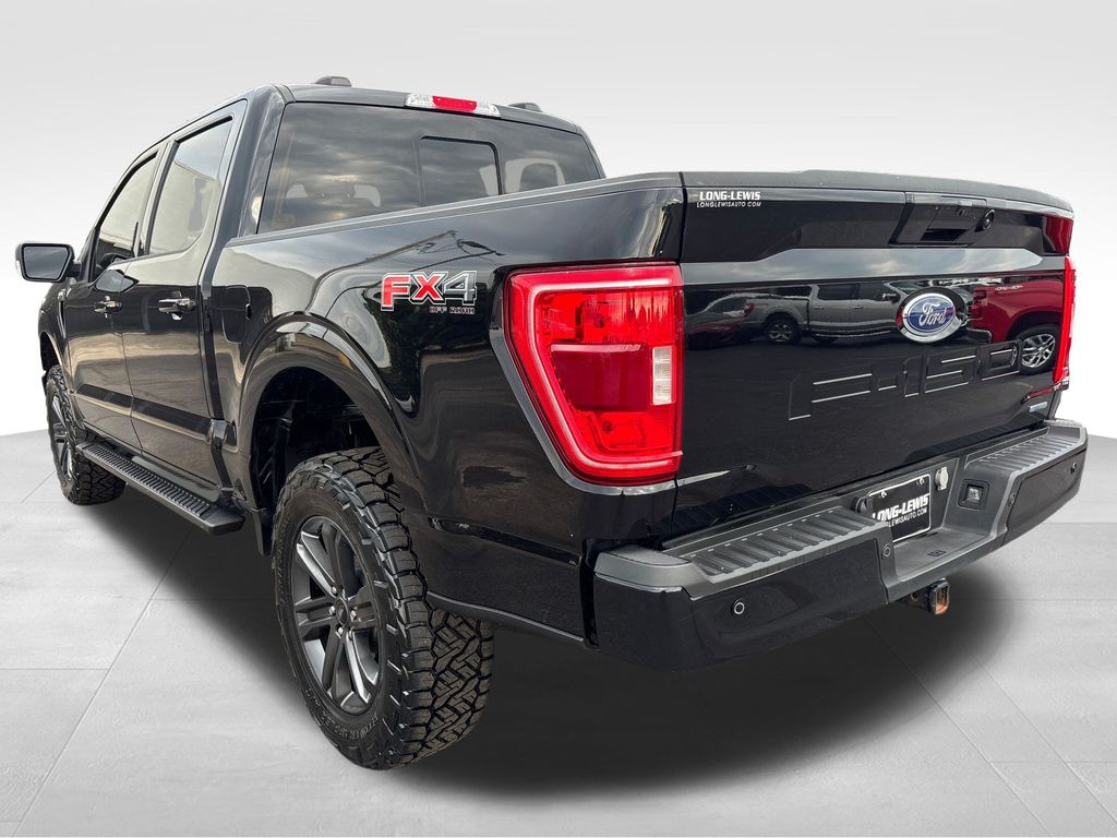 2023 Ford F-150 XLT photo 3