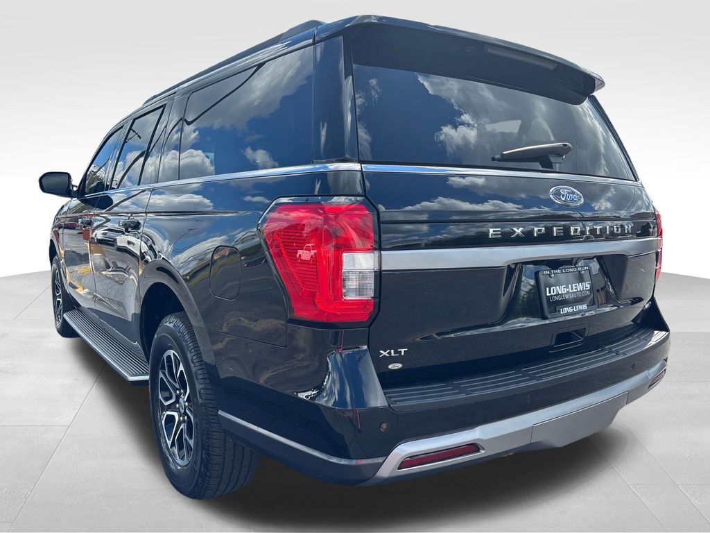 2022 Ford Expedition MAX XLT photo 3