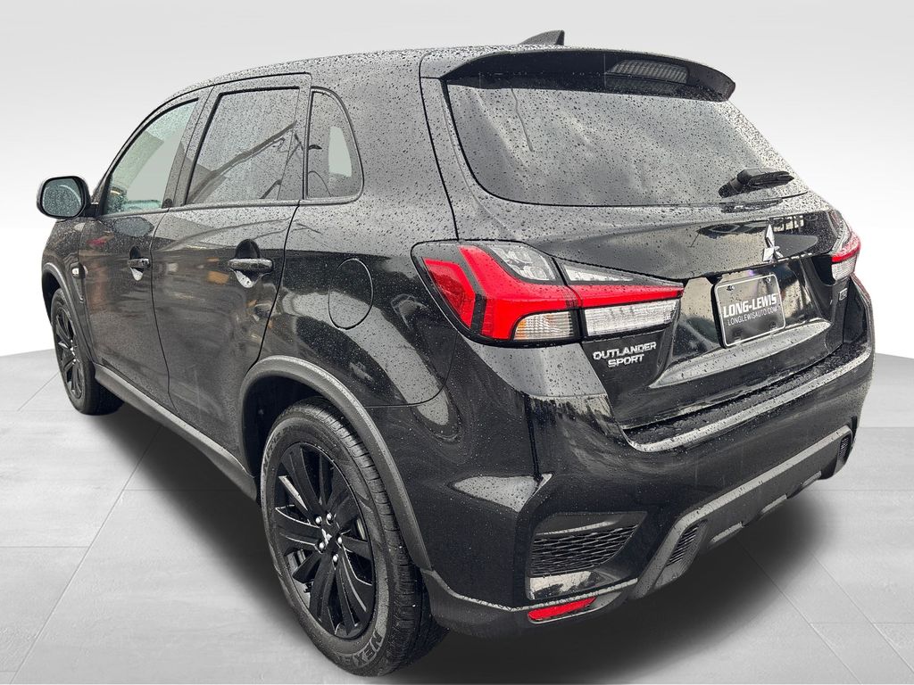 2025 Mitsubishi Outlander Sport ES photo 3