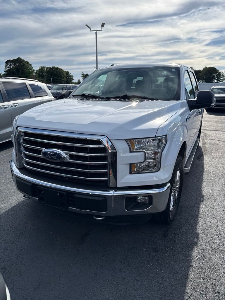 2015 Ford F-150 XLT 4x4 SuperCrew 145-in's photo