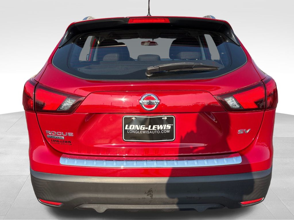 2018 Nissan Rogue Sport SV photo 4