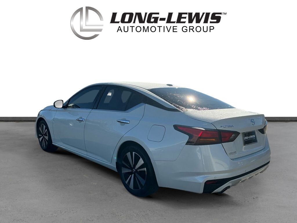 Used 2020 Nissan Altima 2.5 SL Sedan