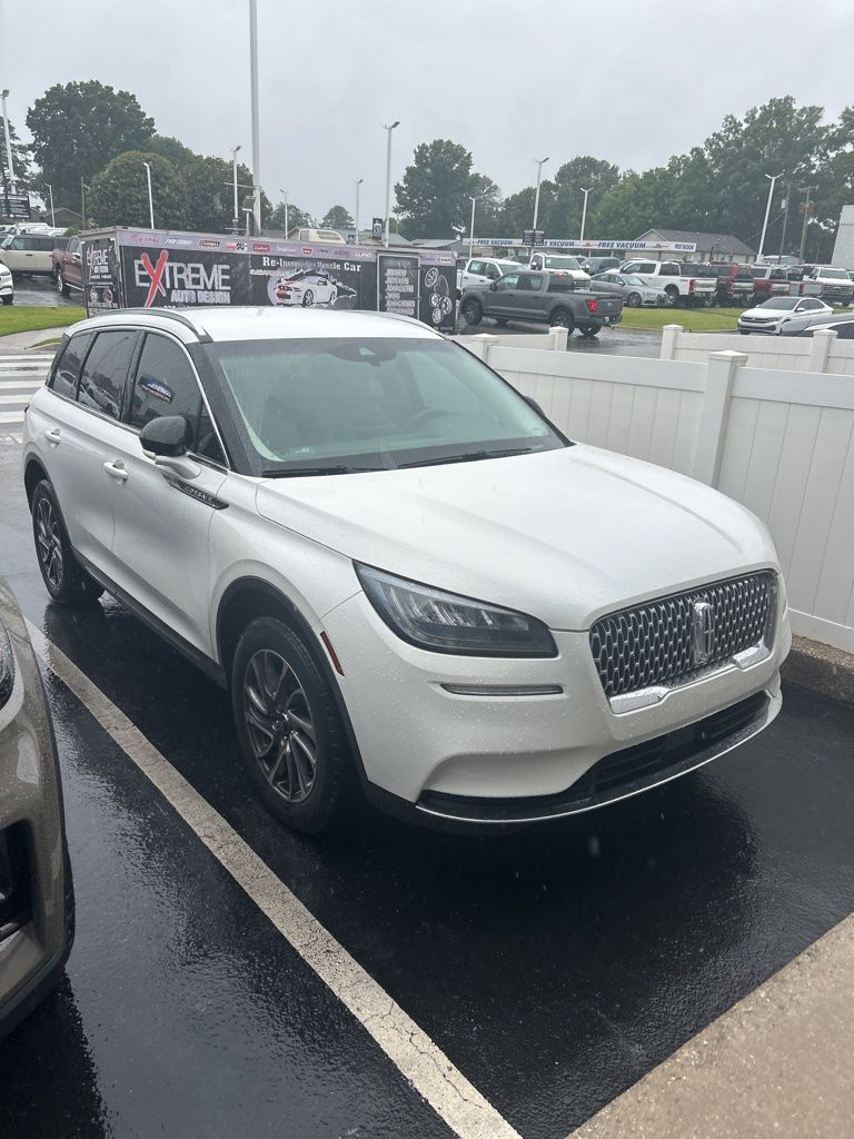 2022 Lincoln Corsair FWD's photo