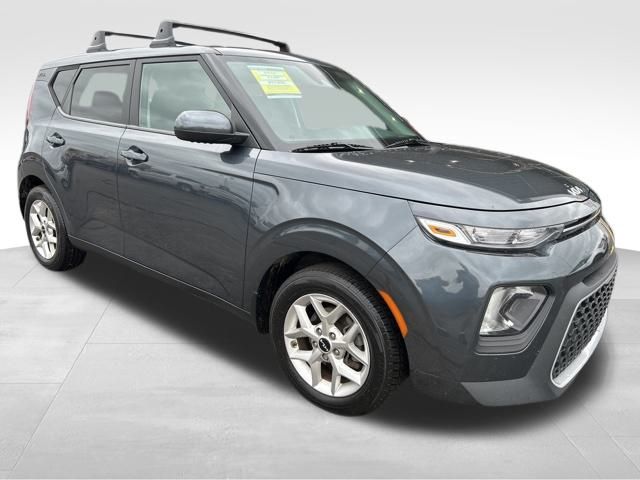 2022 Kia Soul LX photo 3