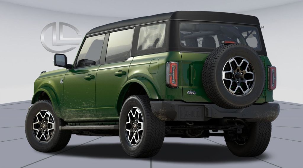 2025 Ford Bronco Outer Banks photo 2
