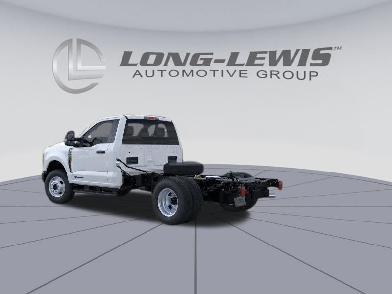 2026 Ford F-350 photo 4