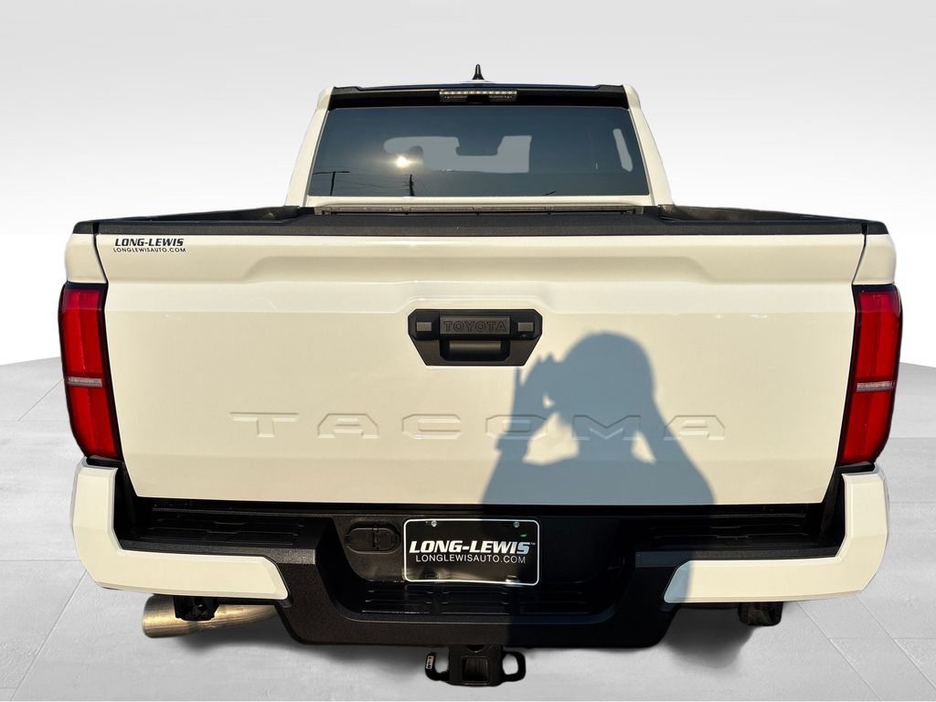 2024 Toyota Tacoma SR5 photo 3