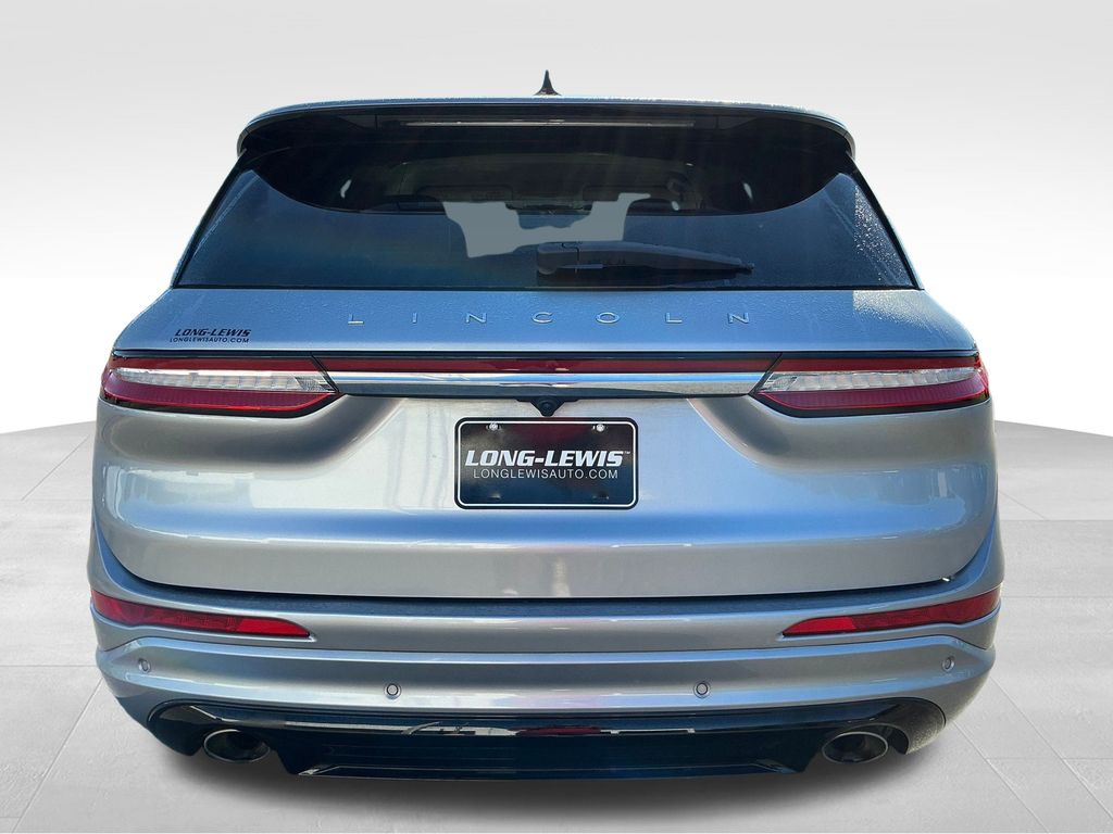 2023 Lincoln Corsair Standard photo 4