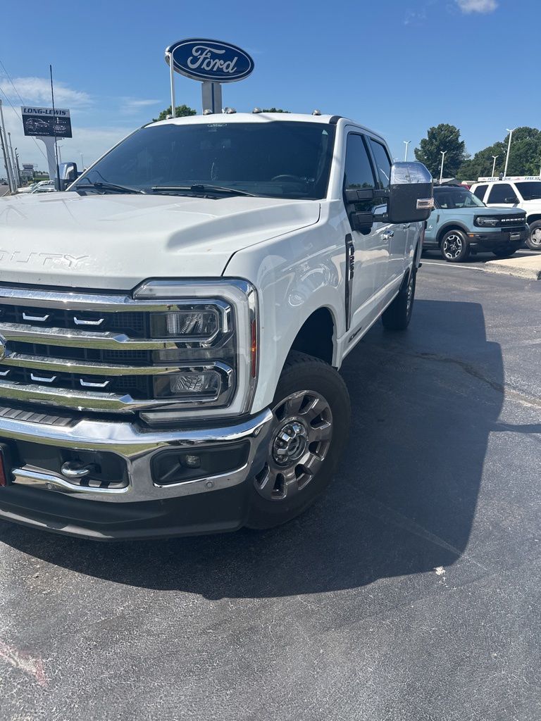 2024 Ford F-250 Lariat 4x4 Crew Cab 6-3/4' Box's photo