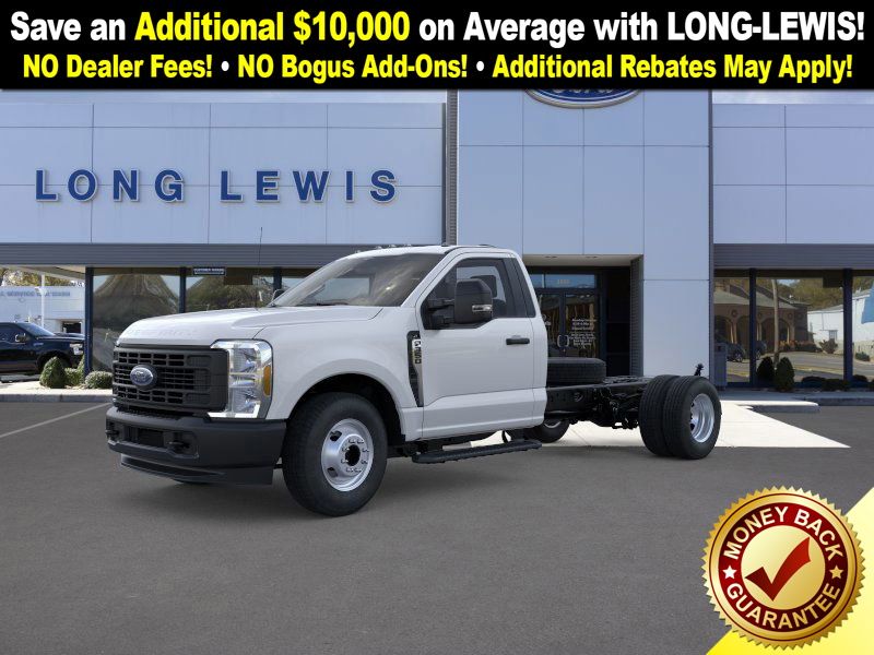 2026 Ford F-350 Super Duty Chassis Cab XL's photo