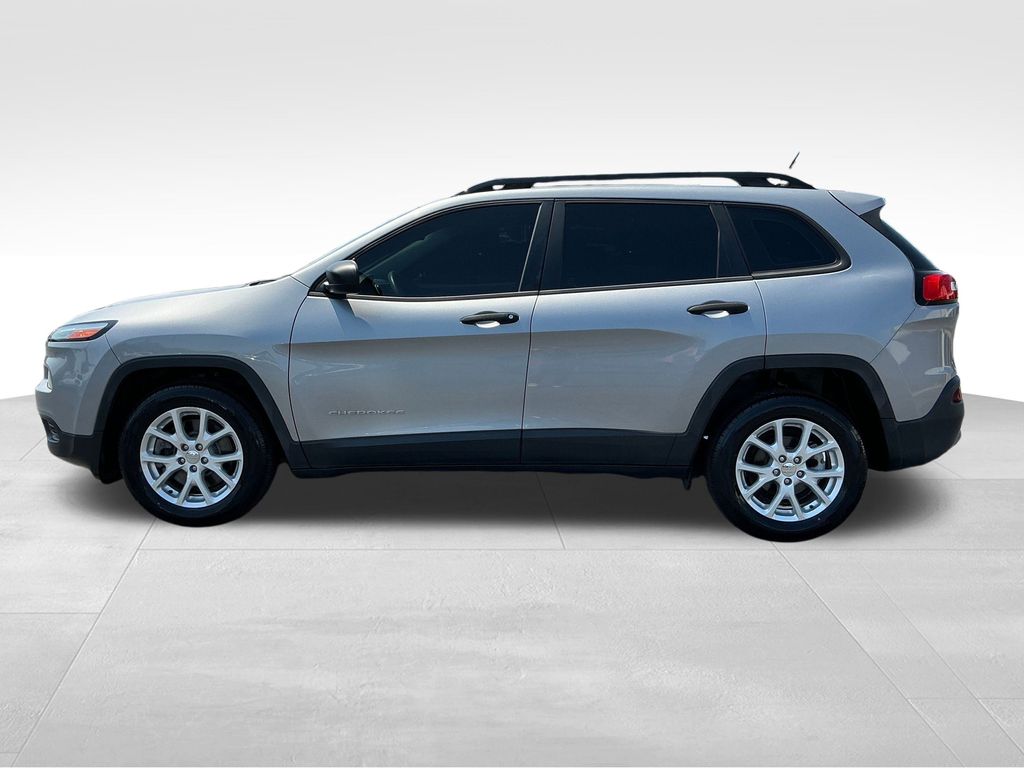 Used 2015 Jeep Cherokee Sport with VIN 1C4PJLABXFW731568 for sale in Muscle Shoals, AL