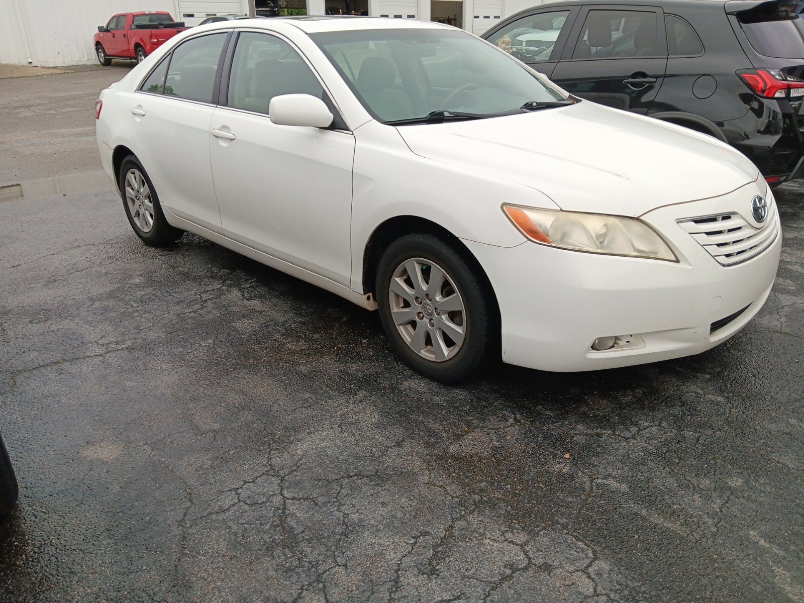 Used 2007 Toyota Camry XLE with VIN JTNBE46K073018089 for sale in Muscle Shoals, AL